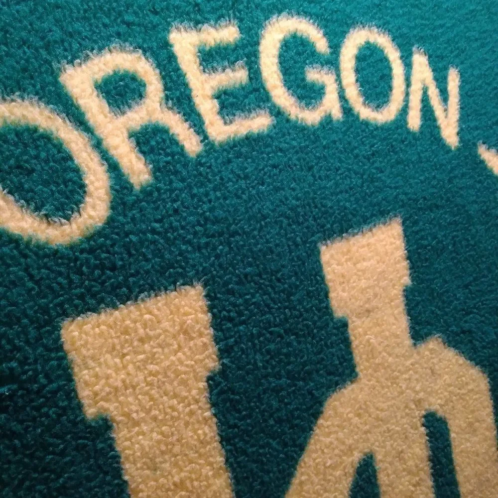 Vintage Biederlack University of Oregon Ducks Fleece Blanket